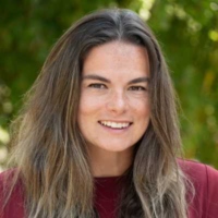 Leah Hennessy Tutor Headshot