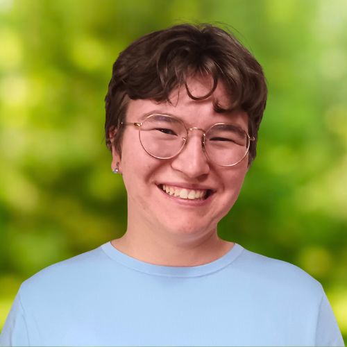 Vivian London Tutor Headshot